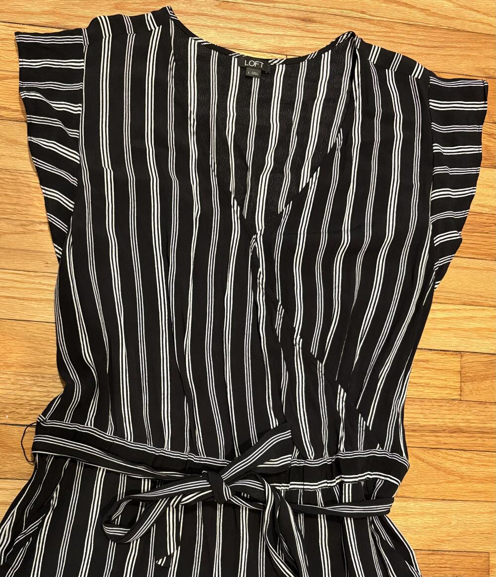 LOFT Romper Womens Large Black White Stripe Short Sleeve Belted Pockets